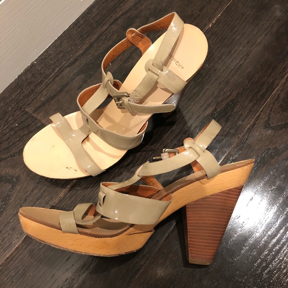 Givenchy patent leather Wooden platform sandals